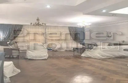 Apartment - 3 Bedrooms - 3 Bathrooms for sale in Sarayat Al Maadi - Hay El Maadi - Cairo
