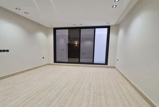 8391179 - Property Image 2