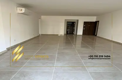 شقة - 3 غرف نوم - 3 حمامات للايجار في مون ريزيدنس - فيفث سكوير - التجمع الخامس - مدينة القاهرة الجديدة - القاهرة