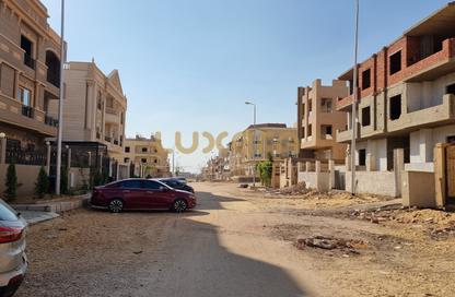 شقة - 4 غرف نوم - 3 حمامات للبيع في حى القرنفل - التجمع الخامس - مدينة القاهرة الجديدة - القاهرة