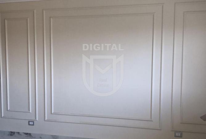 8016056 - Property Image 3