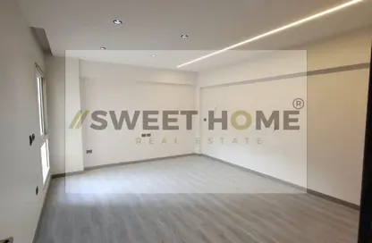 Apartment - 3 Bedrooms - 2 Bathrooms for rent in Mountain View iCity - 5th Settlement Compounds - The 5th Settlement - New Cairo City - Cairo