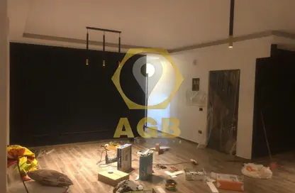 Apartment - 5 Bedrooms - 4 Bathrooms for sale in South Investors Area - New Cairo City - Cairo