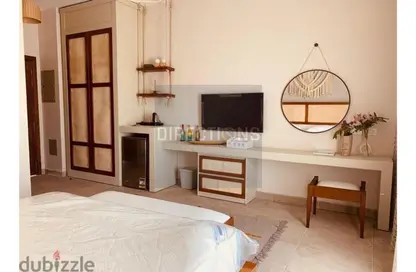 Chalet - 3 Bedrooms - 1 Bathroom for sale in Seashore - Ras Al Hekma - North Coast