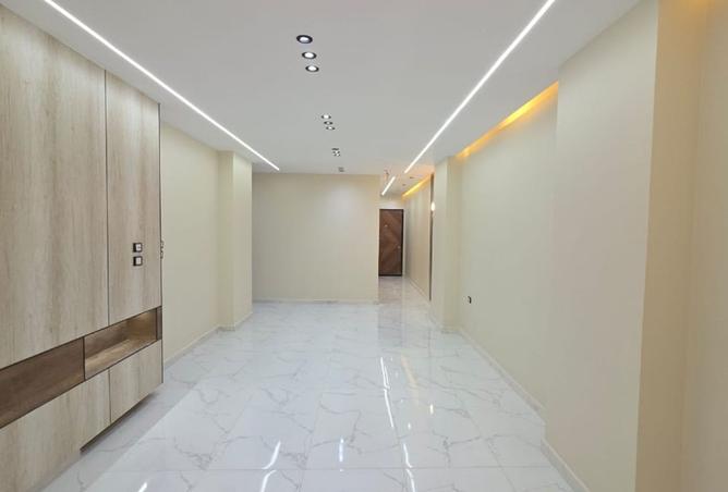 8383548 - Property Image 2