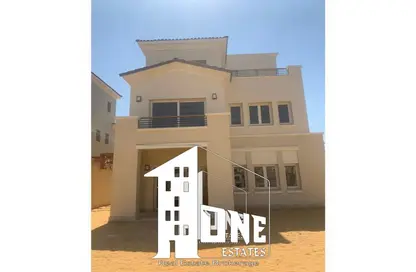 Villa - 4 Bedrooms - 5 Bathrooms for sale in Celesta Hills - Uptown Cairo - Mokattam - Cairo