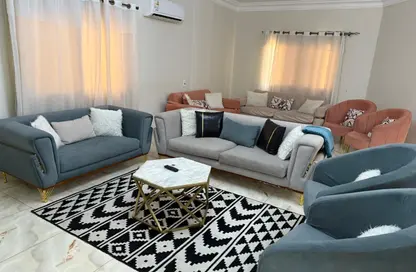 Apartment - 3 Bedrooms - 3 Bathrooms for rent in El Yasmeen 7 - El Yasmeen - New Cairo City - Cairo