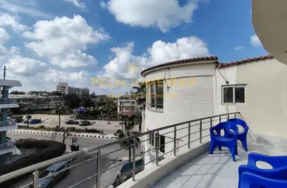 Apartment - 2 Bedrooms - 1 Bathroom for sale in Corniche Al Maamoura - Al Maamoura - Hay Than El Montazah - Alexandria