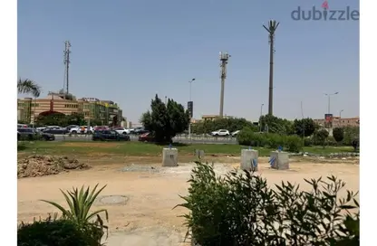 شقة - 3 غرف نوم - 2 حمامات للبيع في شارع يوسف صبري أبو طالب - الحي السابع - مدينة العبور - القليوبية