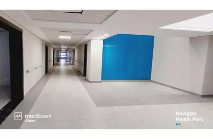 Clinic - Studio - 1 Bathroom for rent in New Giza - Cairo Alexandria Desert Road - 6 October City - Giza