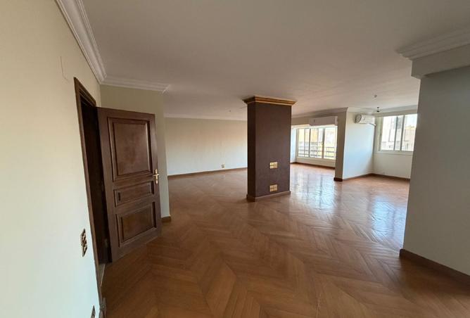 8438481 - Property Image 2