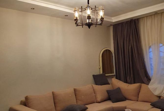 8061099 - Property Image 2