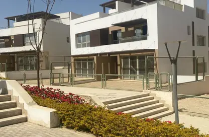 Villa - 3 Bedrooms - 3 Bathrooms for sale in Upville - Cairo Alexandria Desert Road - 6 October City - Giza