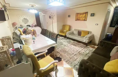 Apartment - 3 Bedrooms - 1 Bathroom for sale in Al Mandara Mosque St. - El Mandara - Hay Than El Montazah - Alexandria