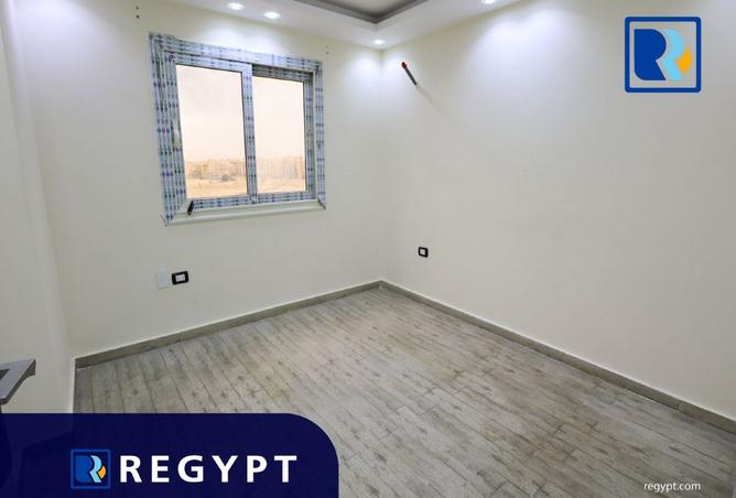 8266587 - Property Image 3