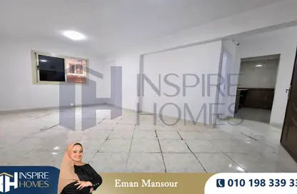 Apartment - 3 Bedrooms - 2 Bathrooms for rent in Glim - Hay Sharq - Alexandria