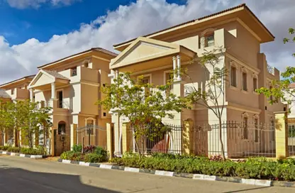Villa - 5 Bedrooms - 6 Bathrooms for sale in Royal Maxim - 5th Settlement Compounds - The 5th Settlement - New Cairo City - Cairo