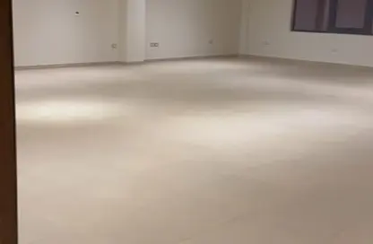 مساحات مكتبية - استوديو - 2 حمامات للايجار في ذا بورتال - بيفرلي هيلز - كمبوندات الشيخ زايد - الشيخ زايد - الجيزة