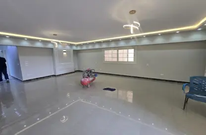 شقة - 3 غرف نوم - 2 حمامات للايجار في زهراء المعادي - حي المعادي - القاهرة