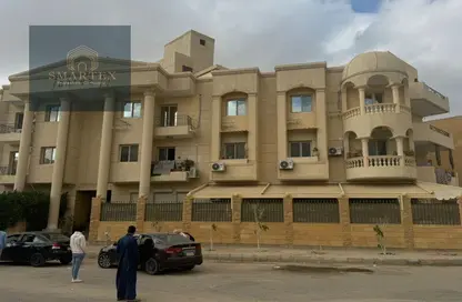 Apartment - 3 Bedrooms - 3 Bathrooms for sale in El Nady District - Shorouk City - Cairo
