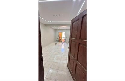 Apartment - 2 Bedrooms - 1 Bathroom for sale in Tabarak - Zahraa El Maadi - Hay El Maadi - Cairo