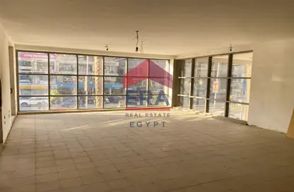 محل تجاري - استوديو للايجار في شارع اللاسلكي - اللاسلكي - المعادي الجديدة - حي المعادي - القاهرة