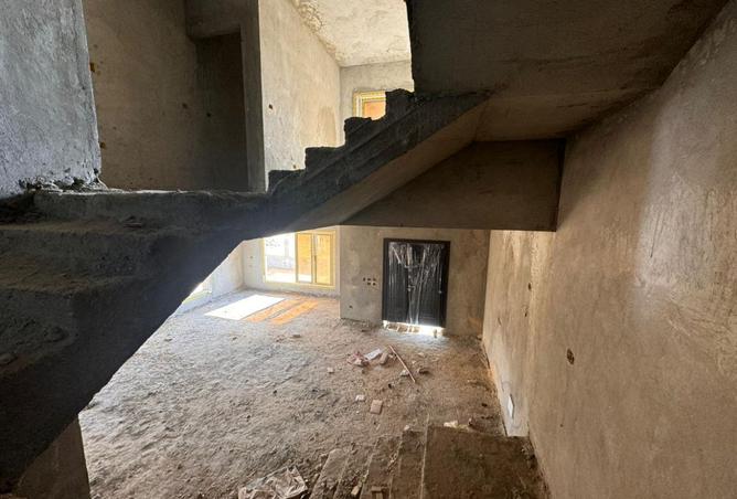 8312892 - Property Image 3