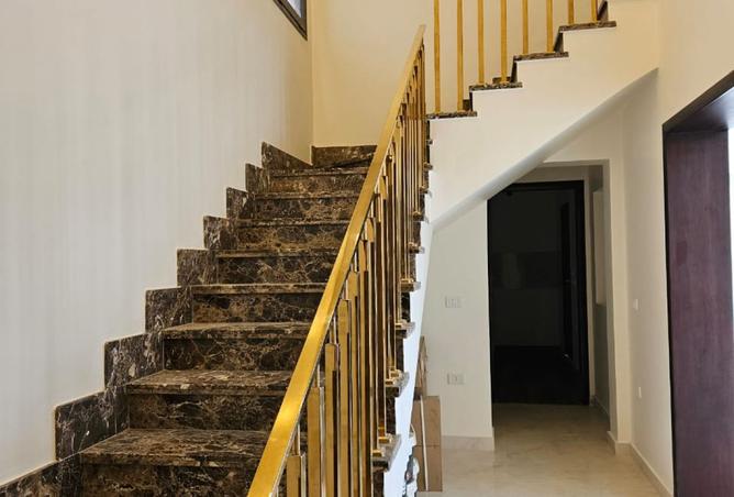 8552532 - Property Image 2