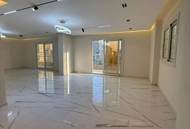 8470562 - Property Image 2