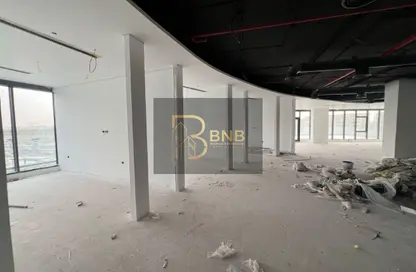 مساحات مكتبية - استوديو - 3 حمامات للايجار في شارع التسعين الشمالي - التجمع الخامس - مدينة القاهرة الجديدة - القاهرة