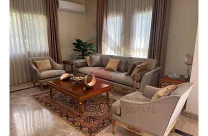 منزل مزدوج - 3 غرف نوم - 3 حمامات للبيع في شارع 10 - جرينز - الحي السادس - الشيخ زايد - الجيزة
