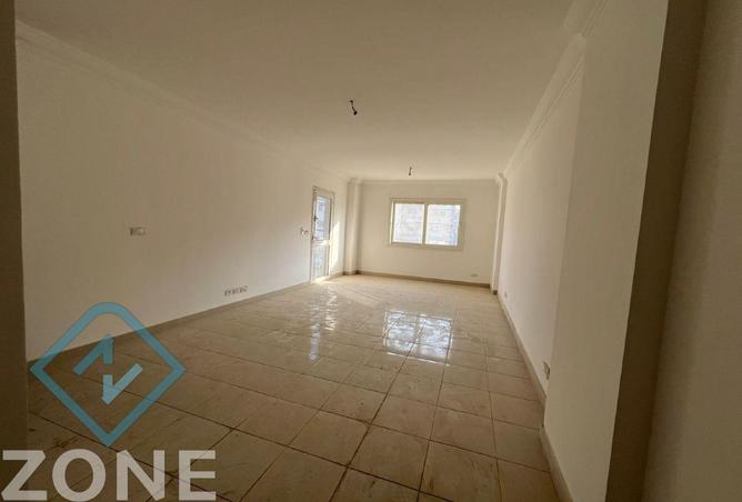 8181407 - Property Image 2