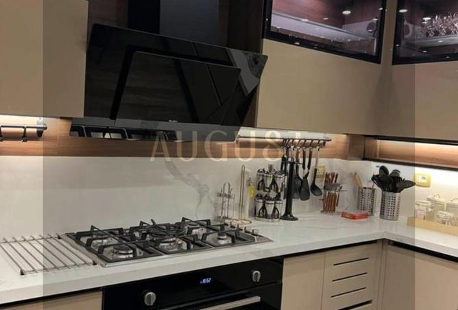 8060324 - Property Image 3