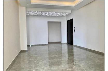 Apartment - 3 Bedrooms - 3 Bathrooms for sale in The Courtyards - Sheikh Zayed Compounds - Sheikh Zayed City - Giza