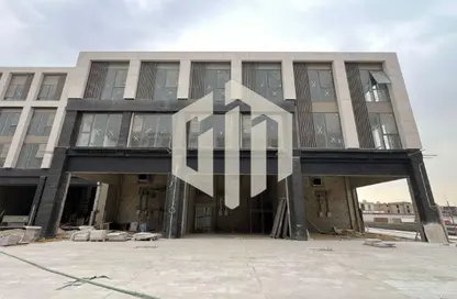 Office Space - Studio - 2 Bathrooms for rent in Mivida - 5th Settlement Compounds - The 5th Settlement - New Cairo City - Cairo