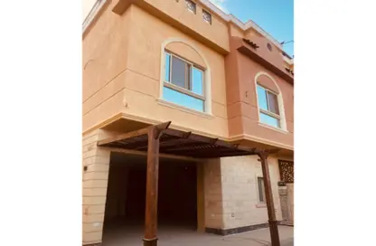 تاون هاوس - 4 غرف نوم - 4 حمامات للبيع في قطامية جاردنز - كمبوندات القطامية - القطامية - مدينة القاهرة الجديدة - القاهرة