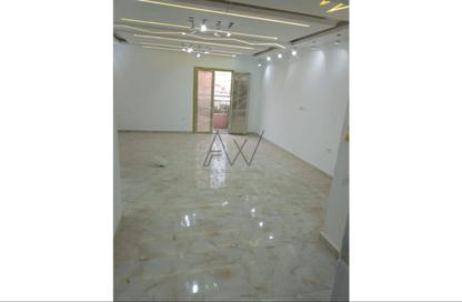 Apartment - 3 Bedrooms - 2 Bathrooms for sale in Capital East - Nasr City Compounds - Nasr City - Cairo