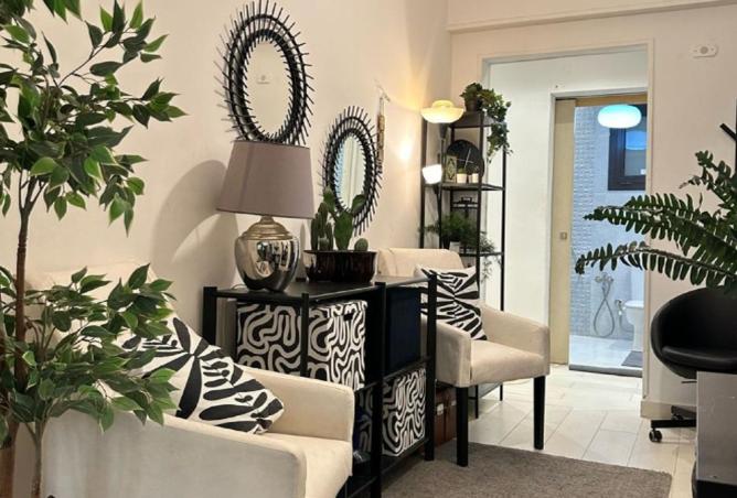 8013425 - Property Image 2