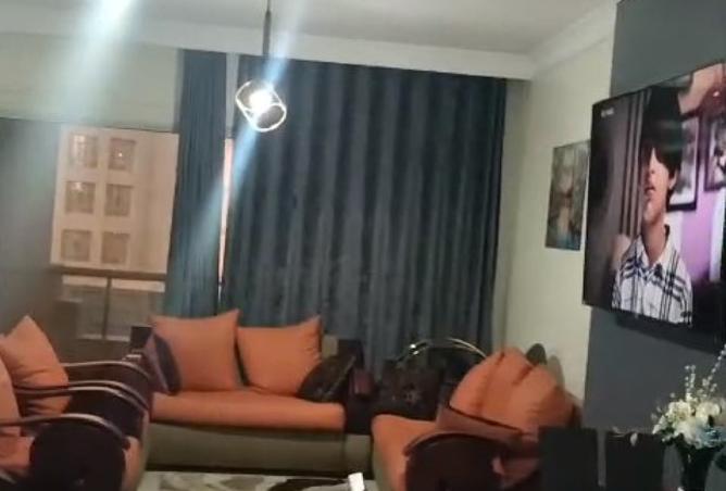 8244101 - Property Image 2