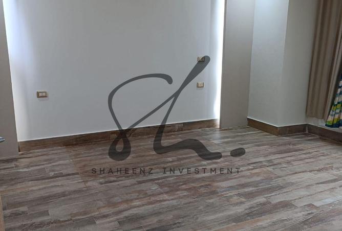 8252392 - Property Image 2