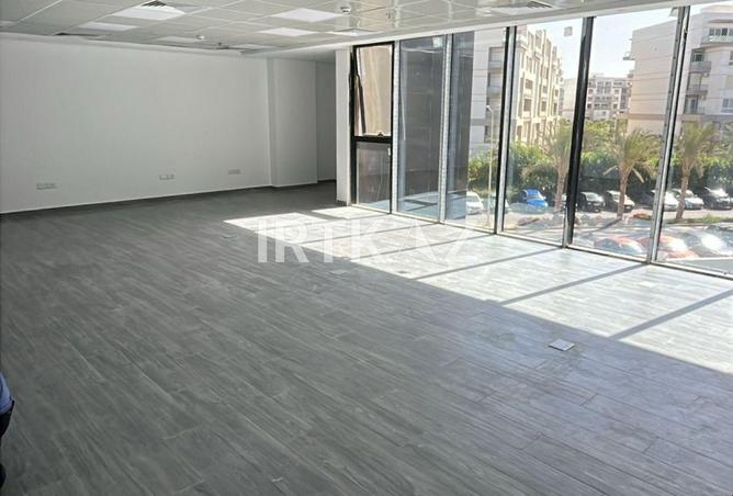 8004438 - Property Image 2