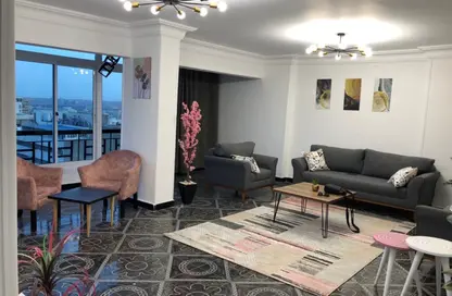 Apartment - 2 Bedrooms - 1 Bathroom for rent in Al Mesaha St. - Dokki - Giza