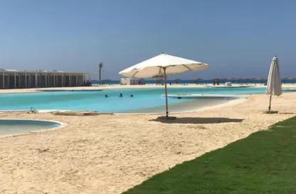شاليه - 2 غرف نوم - 2 حمامات للبيع في سيشور - راس الحكمة - الساحل الشمالي