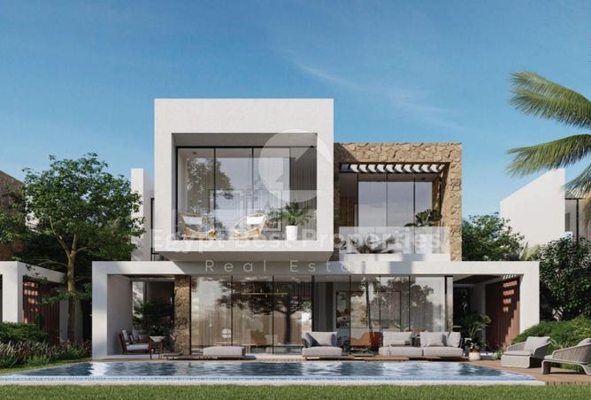 8042129 - Property Image 2