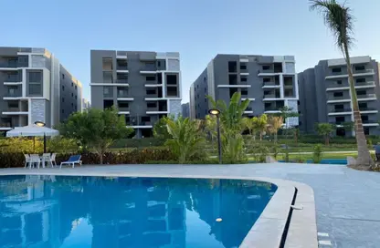 Penthouse - 2 Bedrooms - 2 Bathrooms for sale in Sun Capital - Fayoum Desert road - 6 October City - Giza