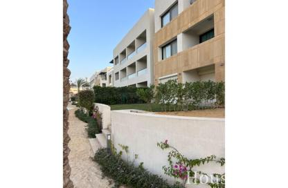 Chalet - 2 Bedrooms - 2 Bathrooms for sale in Azha - Al Ain Al Sokhna - Suez
