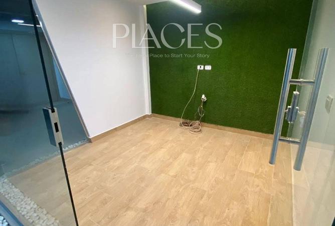 8193321 - Property Image 2