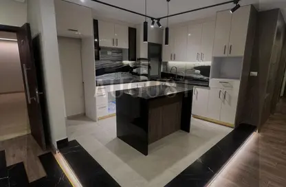 Apartment - 3 Bedrooms - 3 Bathrooms for sale in Sodic East - 6th District - New Heliopolis - Cairo