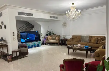 دوبلكس - 5 غرف نوم - 4 حمامات للبيع في بيفرلي هيلز - كمبوندات الشيخ زايد - الشيخ زايد - الجيزة