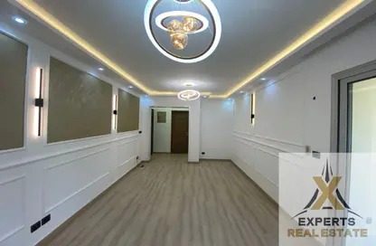Apartment - 2 Bedrooms - 1 Bathroom for sale in Madinaty - Cairo
